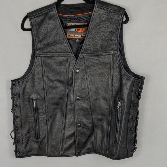 First Manufacturing Other - First Manufacturing Gambler vest L